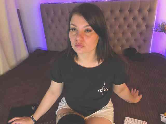 AmandaHope webcam