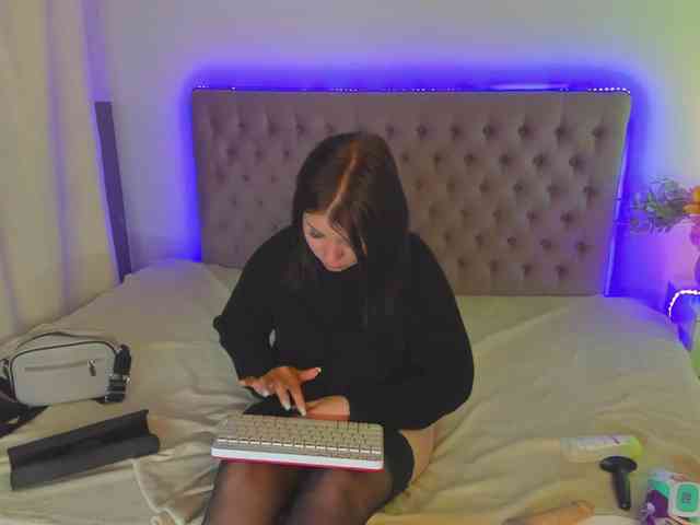 AmandaHope webcam