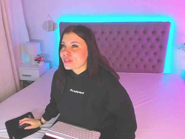 AmandaHope webcam