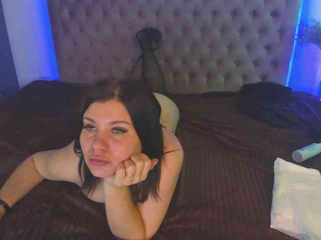 AmandaHope webcam