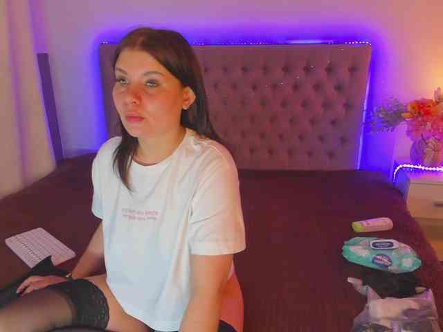 AmandaHope webcam