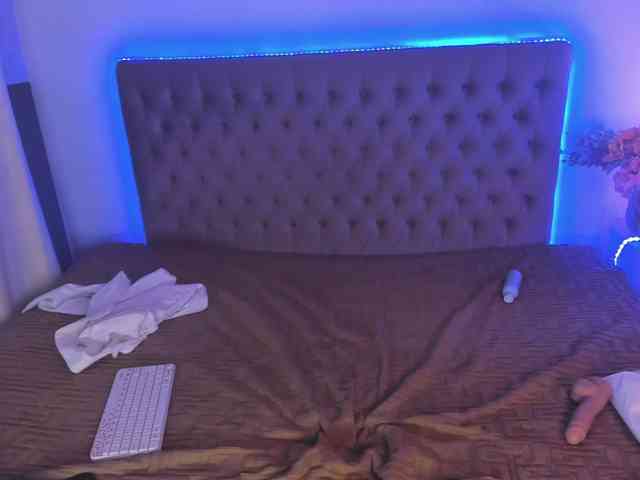AmandaHope webcam