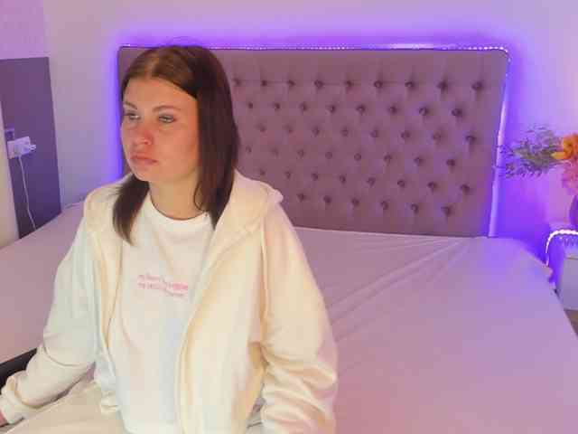 AmandaHope webcam