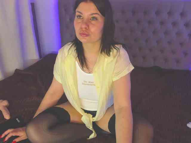 AmandaHope webcam