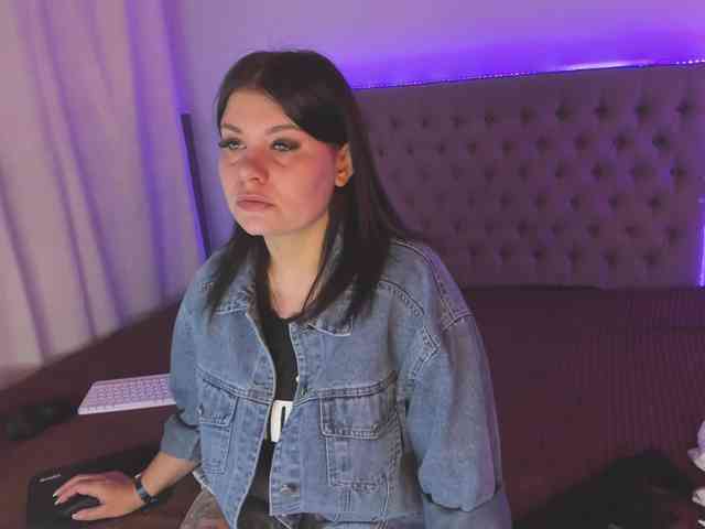 AmandaHope webcam