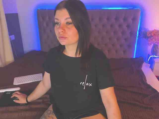 AmandaHope webcam
