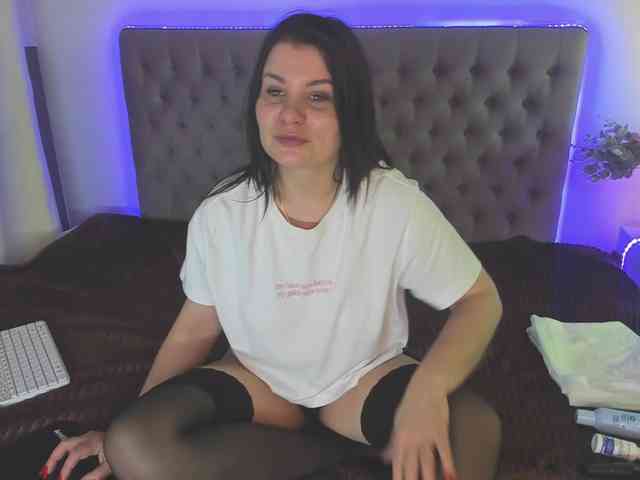 AmandaHope webcam
