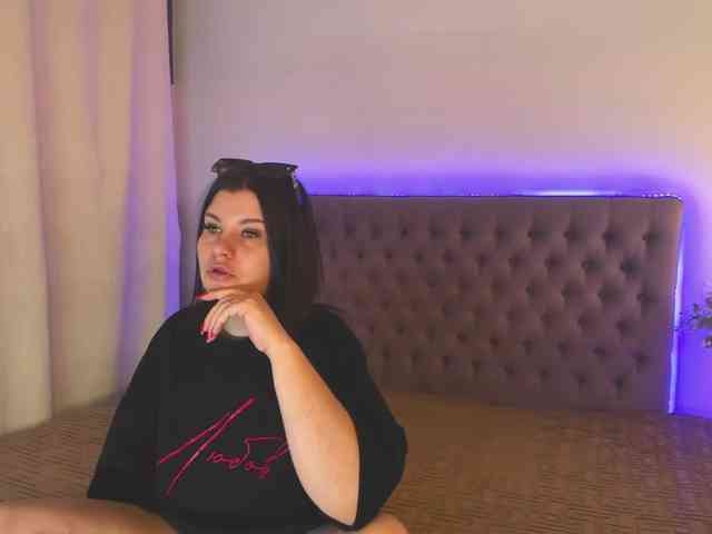 AmandaHope webcam