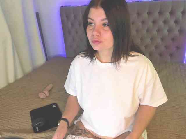 AmandaHope webcam