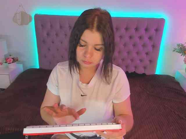 AmandaHope webcam