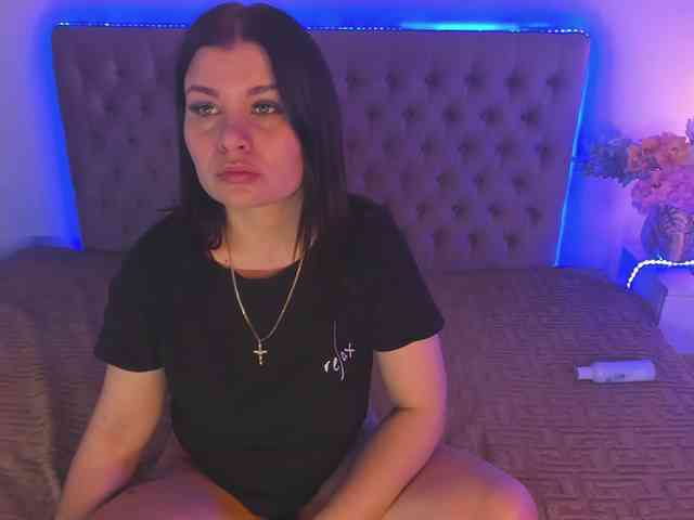 AmandaHope webcam