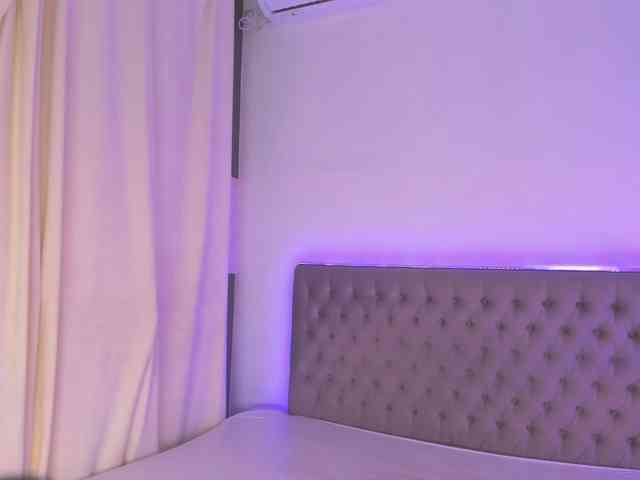 AmandaHope webcam
