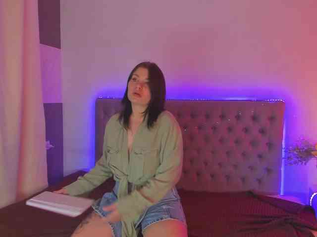 AmandaHope webcam