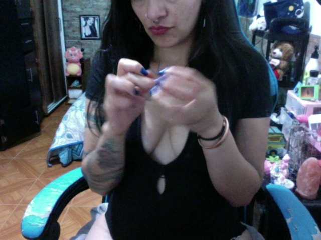 AngelaQueen