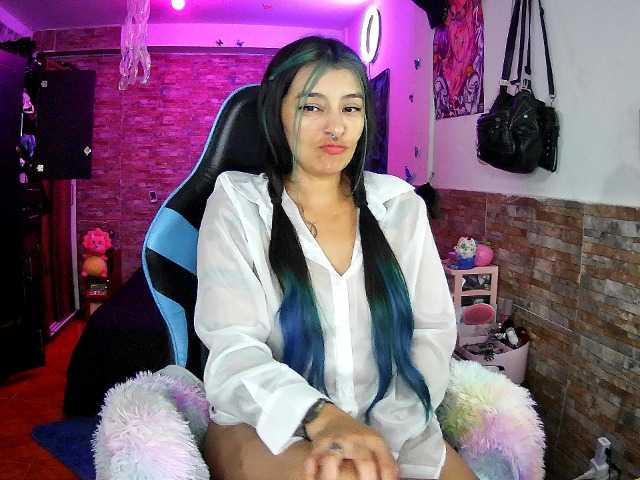 AngelaQueen live webcam show