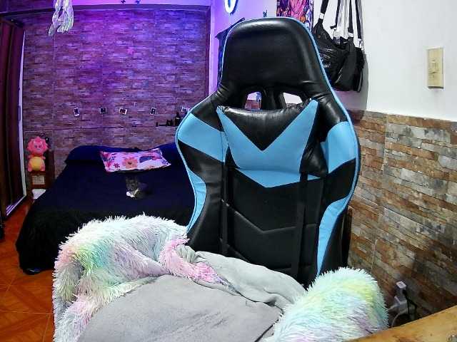 AngelaQueen
