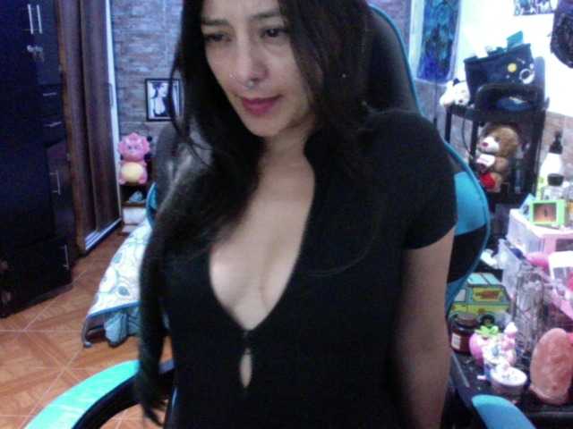 AngelaQueen