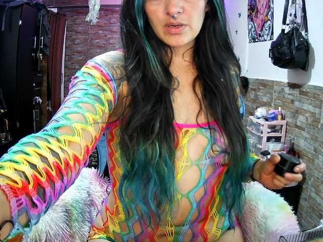 AngelaQueen