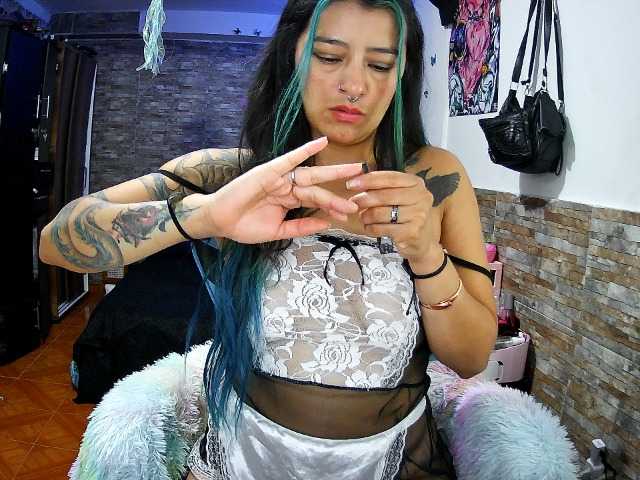 AngelaQueen