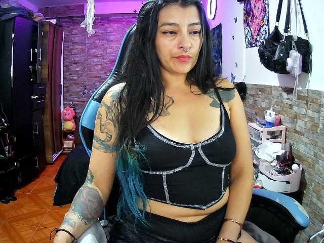 AngelaQueen