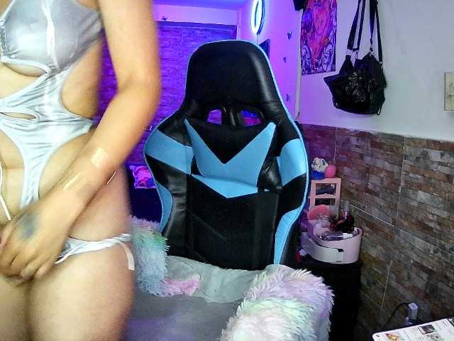 AngelaQueen