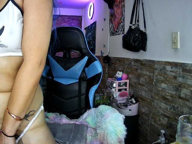 AngelaQueen preview