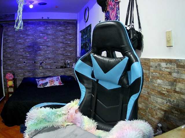 AngelaQueen