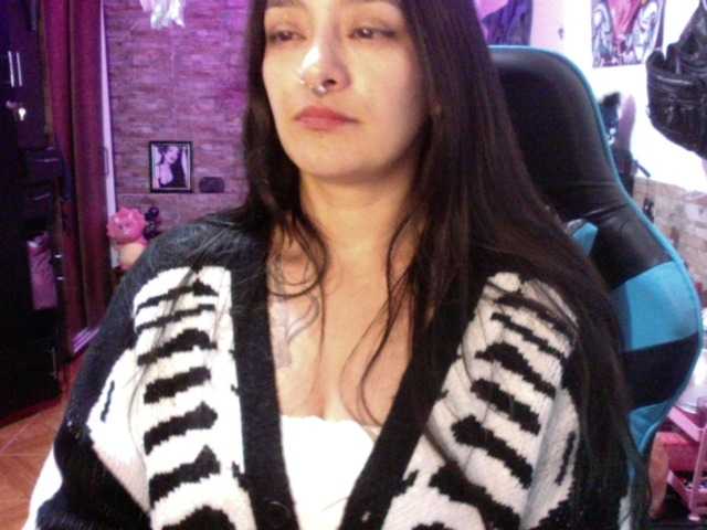 AngelaQueen
