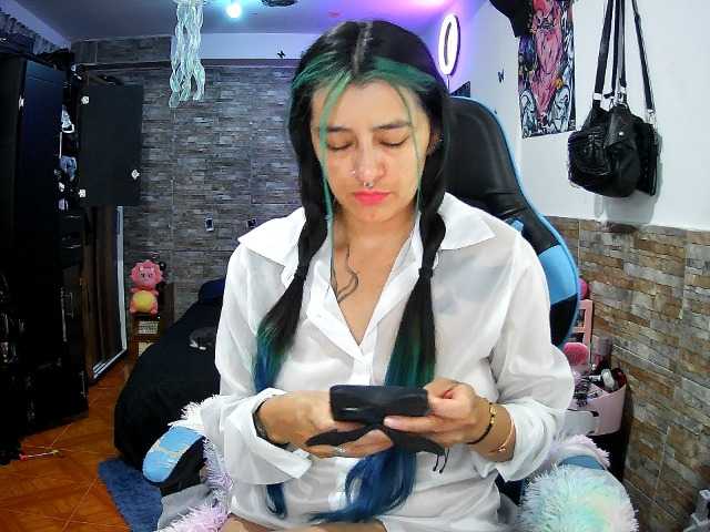 AngelaQueen live webcam show