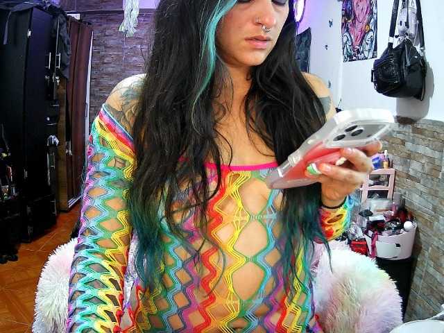 AngelaQueen live cam on BongaCams
