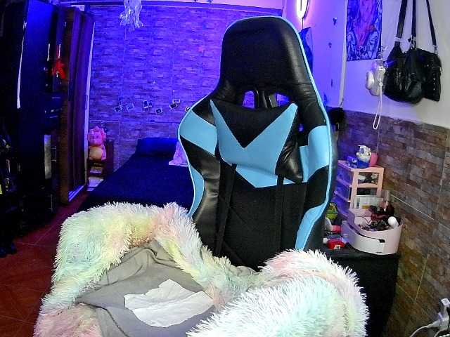 AngelaQueen