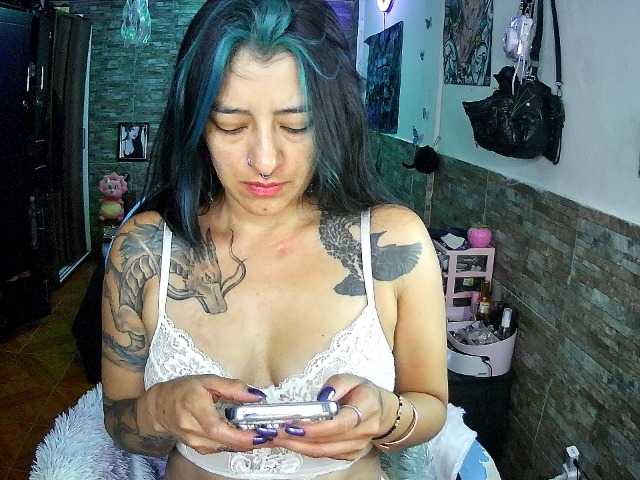 AngelaQueen