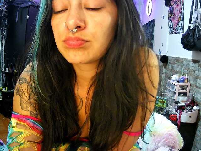 AngelaQueen live cam preview