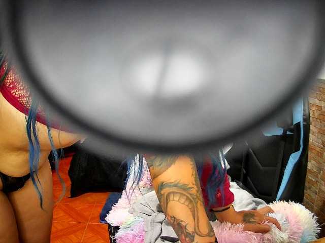 AngelaQueen live cam on BongaCams