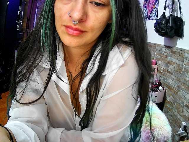 AngelaQueen