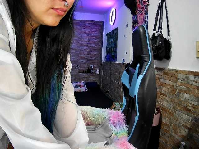 AngelaQueen live webcam show