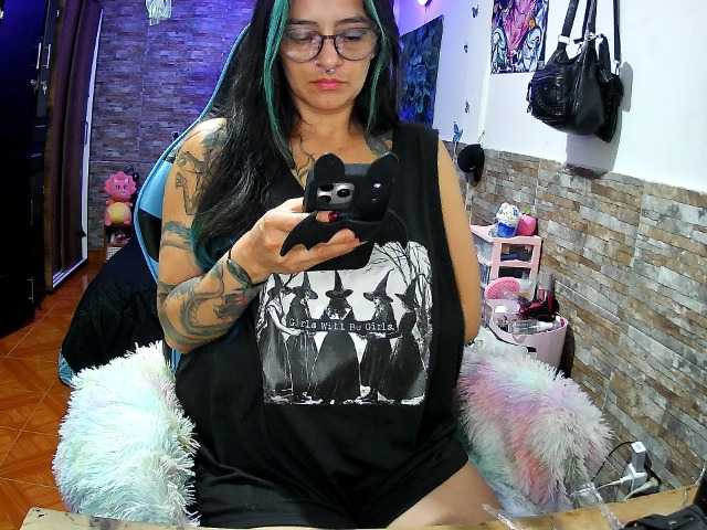 AngelaQueen