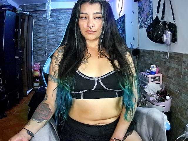 AngelaQueen