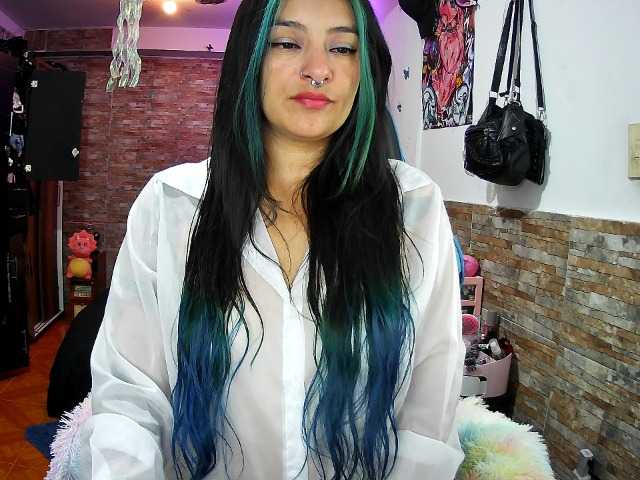 AngelaQueen live cam on BongaCams