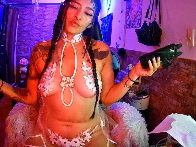 AngelaQueen