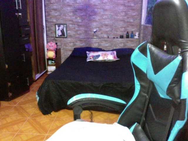 Preview of angelaqueen