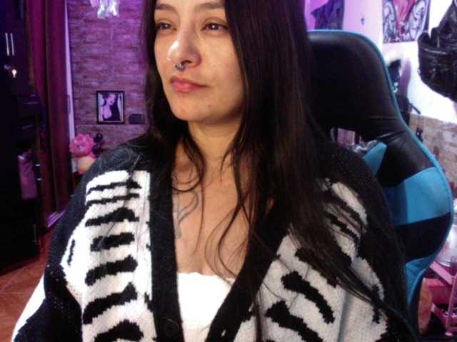 AngelaQueen