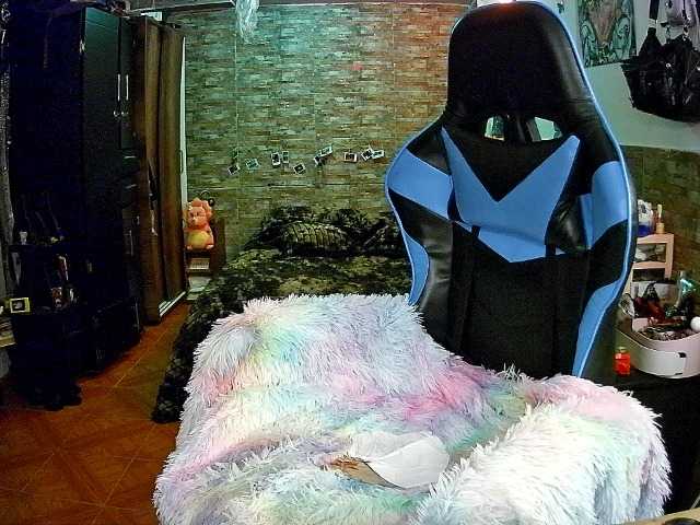 AngelaQueen live cam on BongaCams