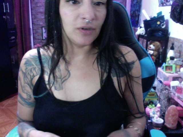 AngelaQueen
