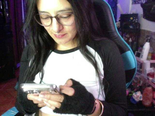 AngelaQueen live cam on BongaCams