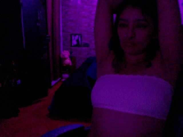 AngelaQueen webcam