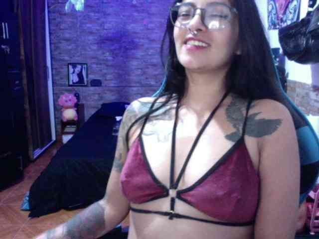 AngelaQueen webcam