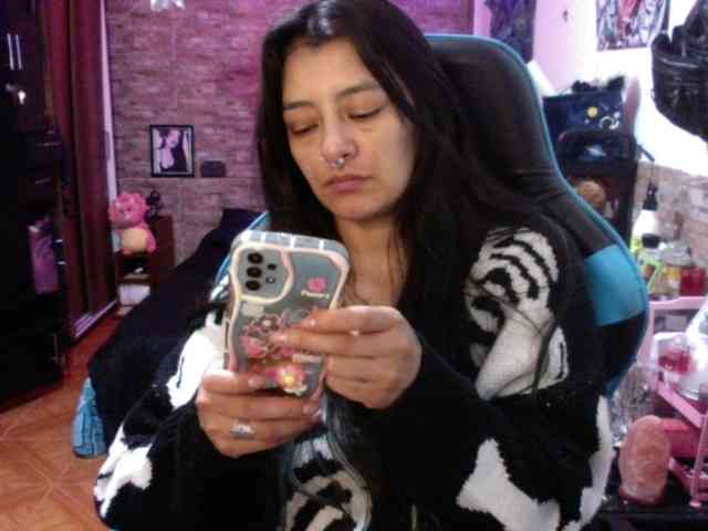 AngelaQueen AngelaQueen