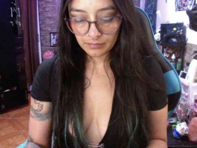 AngelaQueen webcam