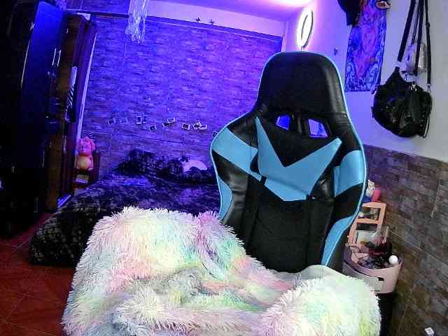 AngelaQueen webcam